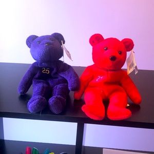 Bamm Brando’s 1998 Mark McGwire and Sammy Sosa collector bears. Smoke free home.